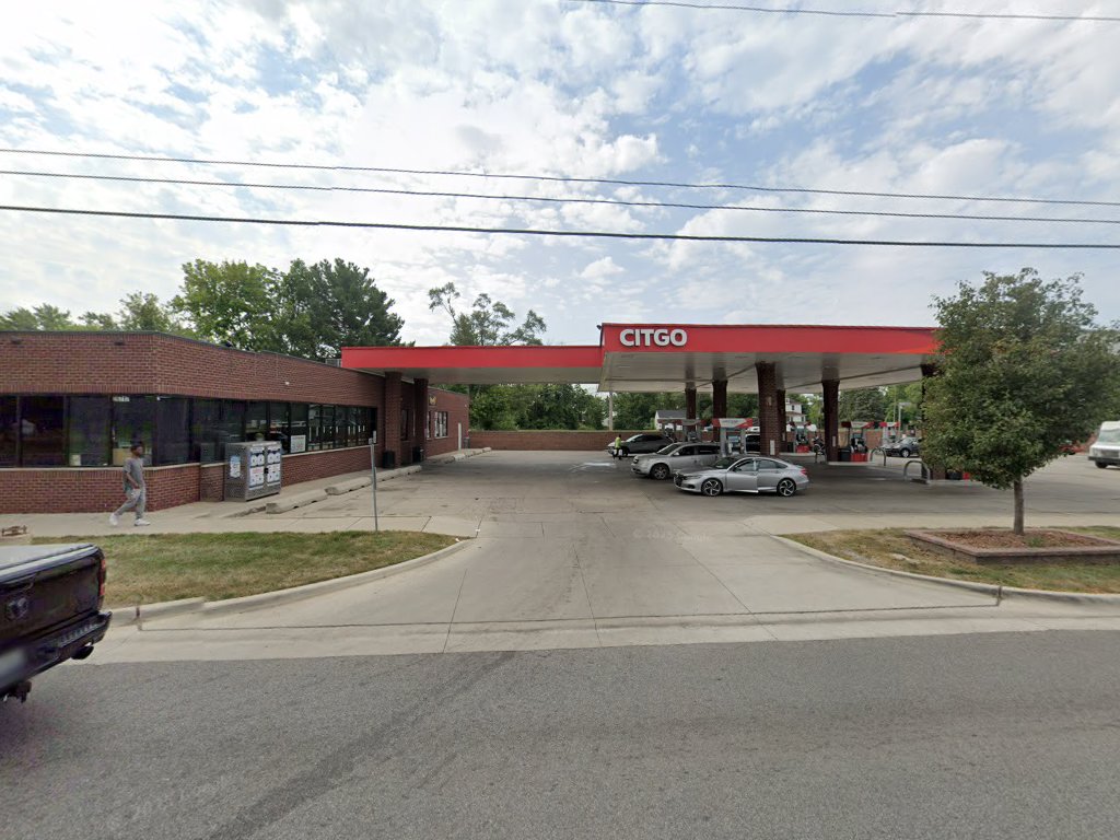 A & R Petrolmart — photo