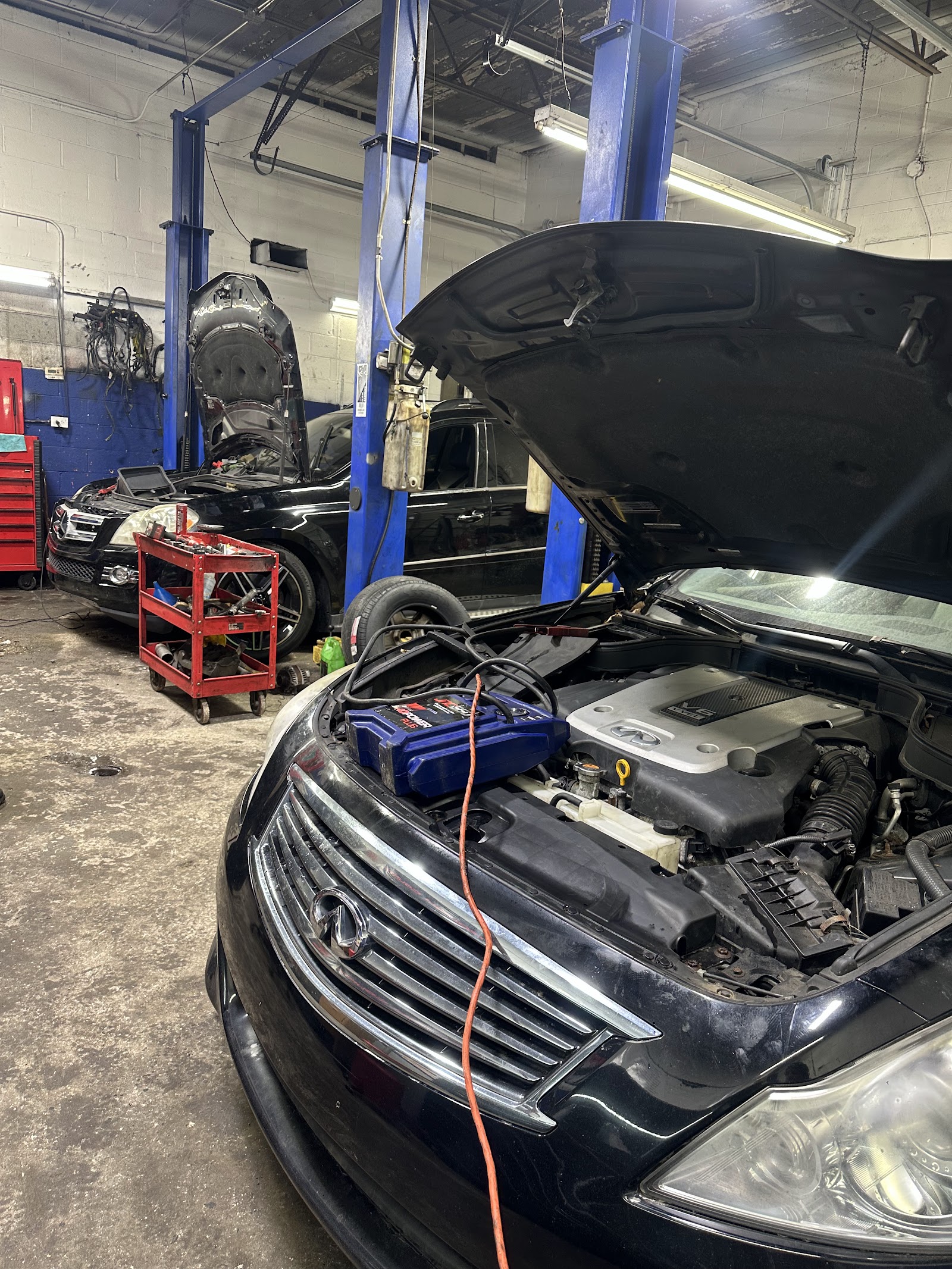 Big jag auto service llc in Inkster