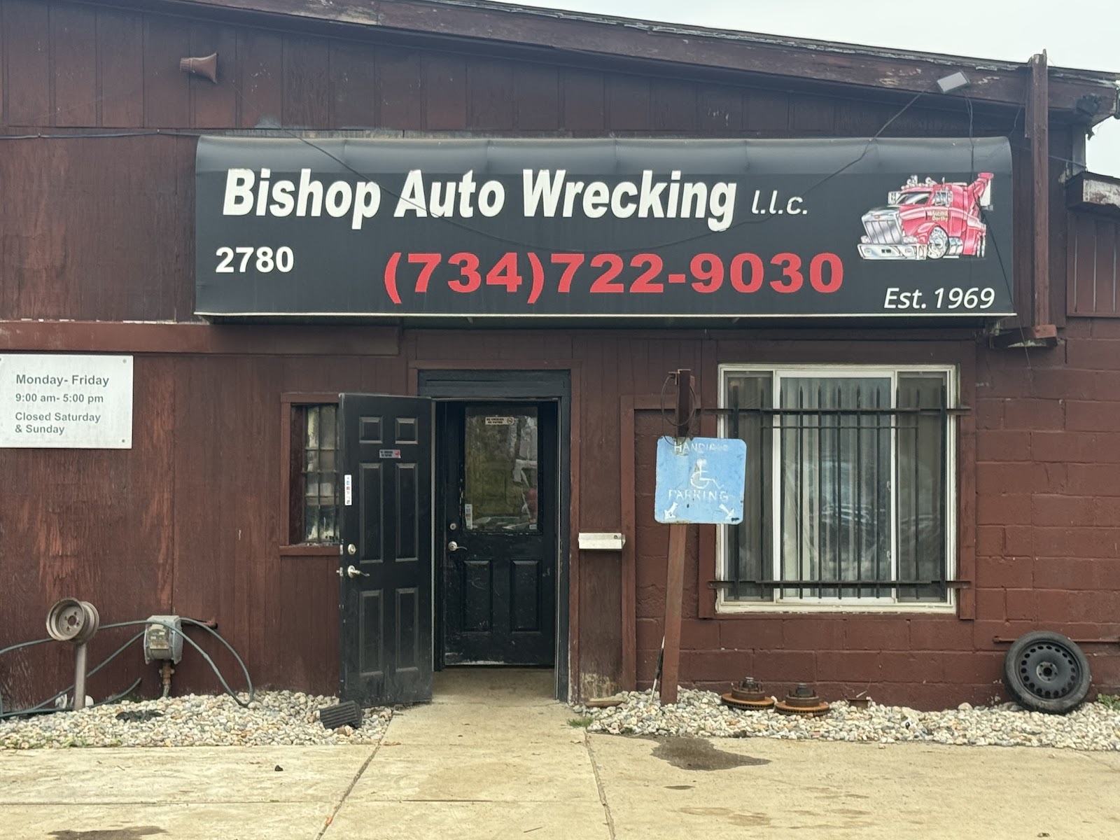 Bishop Auto Wrecking LLC. — photo