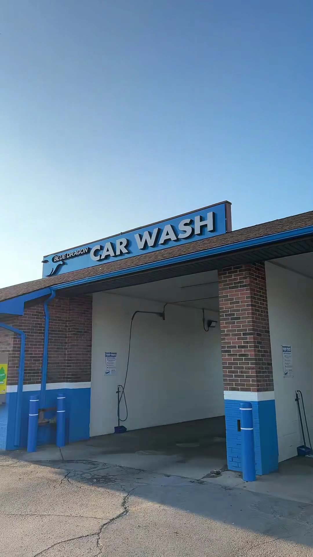 Blue Dragon Car Wash in Inkster