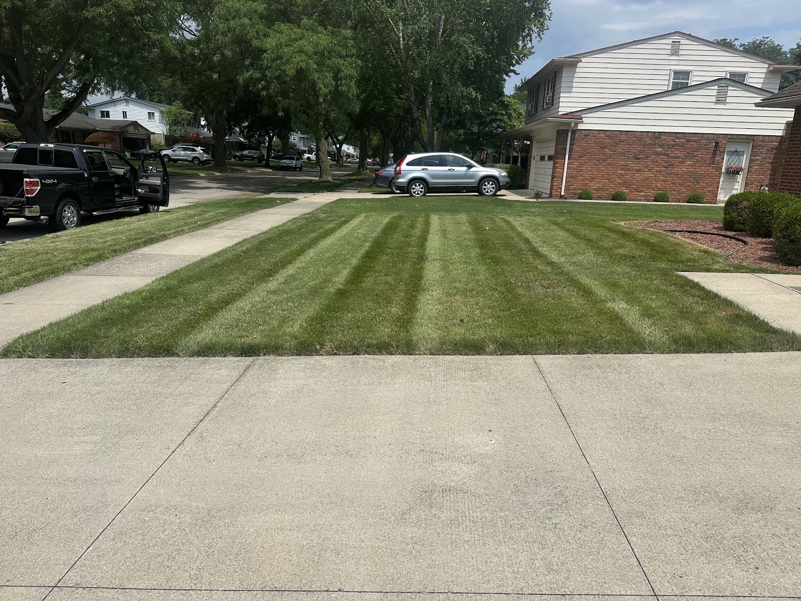 Makin Statements Lawn Care LLC in
