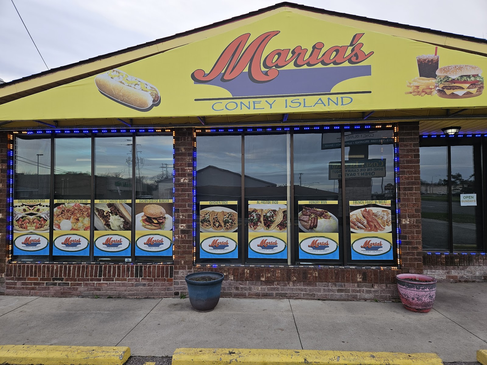 Maria's Coney Island — photo