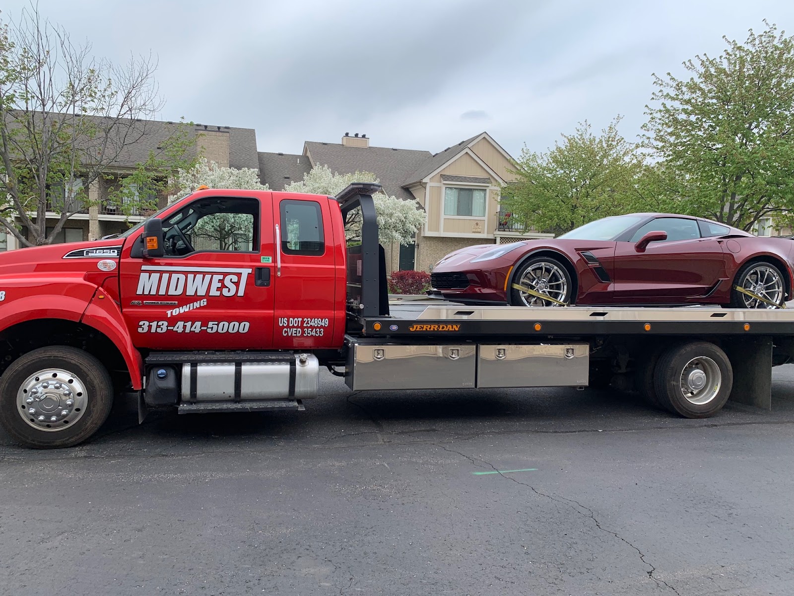 MIDWEST COLLISION SHOP in Romulus