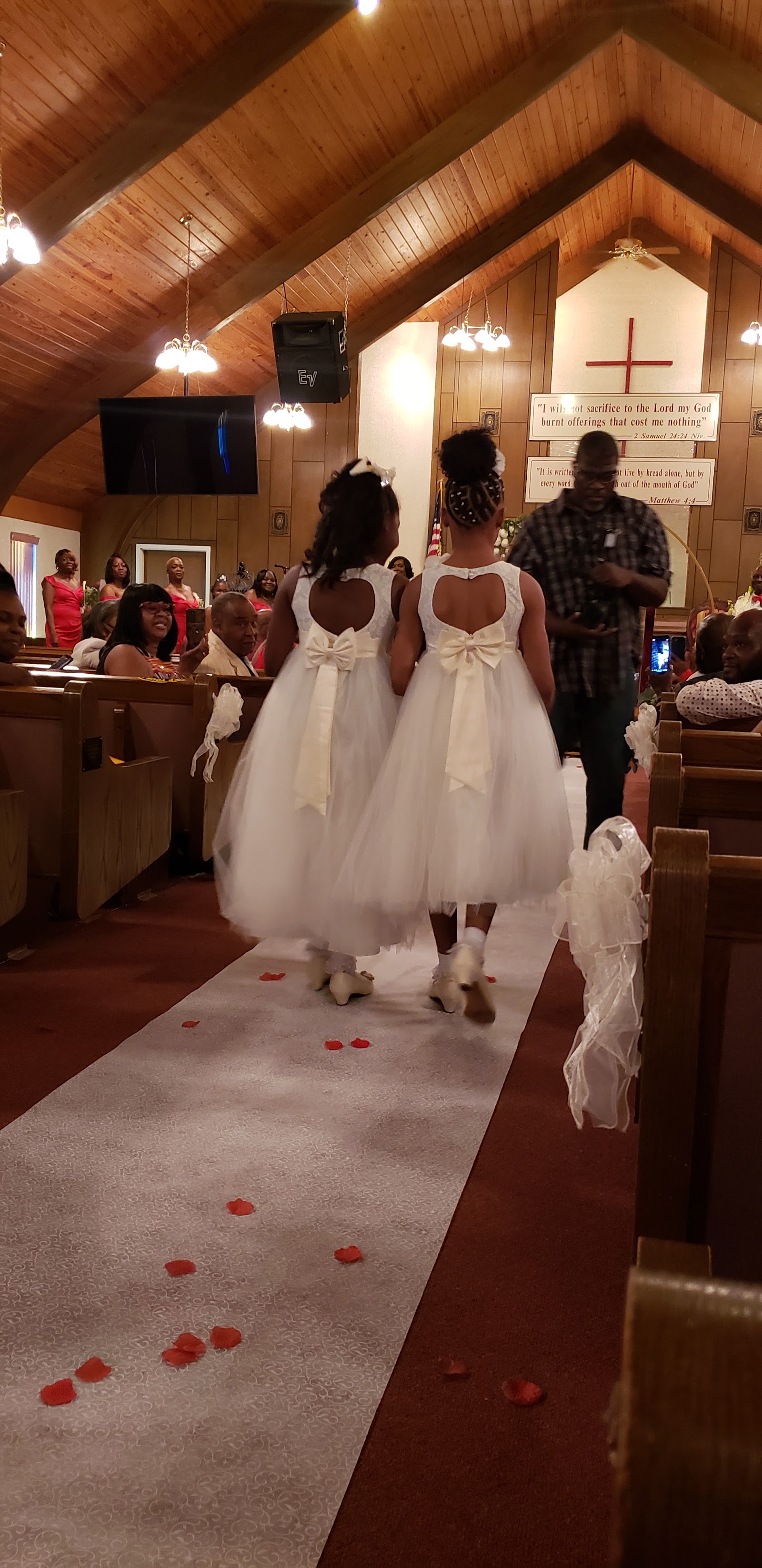 Pilgrim Travelers Baptist Church — photo