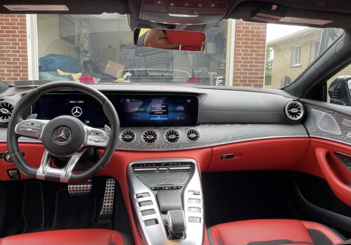 Sleek Automotive in Inkster